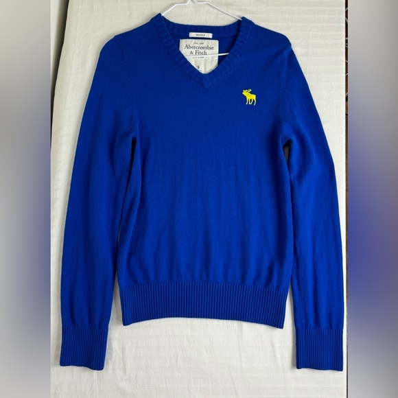 Abercrombie & Fitch Men's Blue Cashmere Blend Muscle V-Neck Sweater - Small - Picture 3 of 10